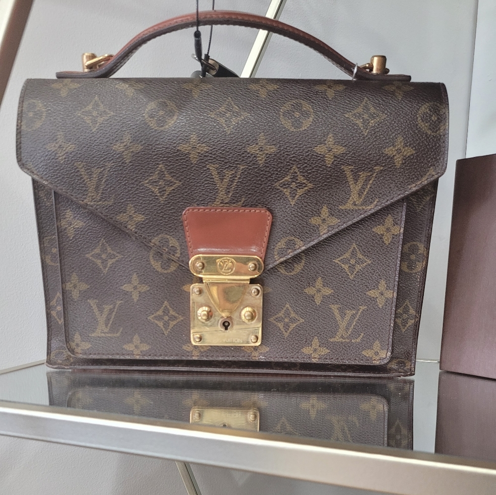 Louis vuitton bag